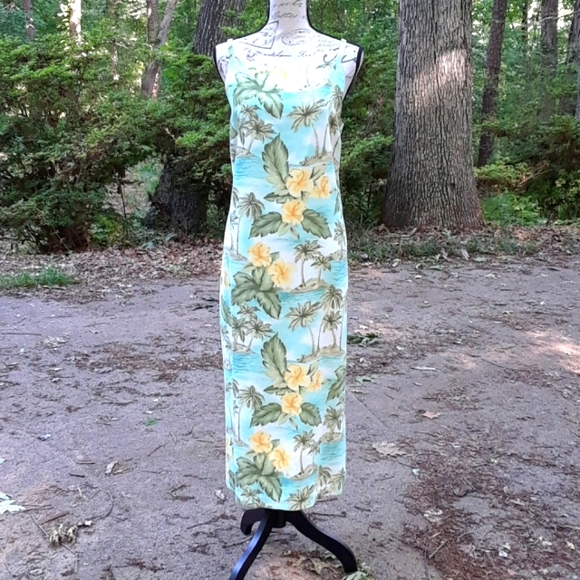 Tommy Bahama Dresses & Skirts - Tommy Bahama silk dress
